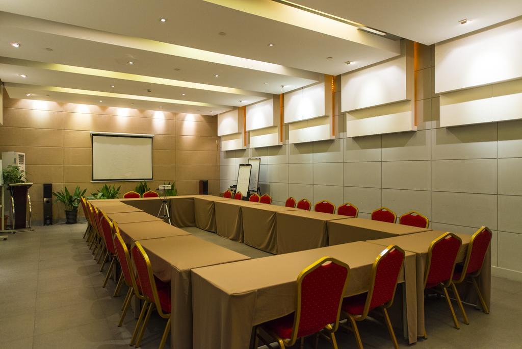 Jinjiang Inn Select Wuhan Chu Hehan Street Shuiguohu Buitenkant foto